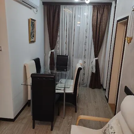 Stan Na Dan Apartment *